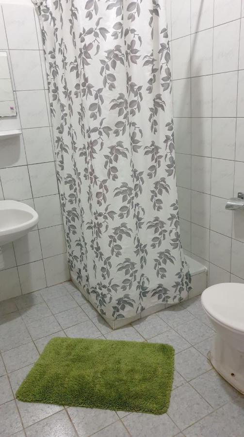 Aqua Hostel Siófok Exteriör bild